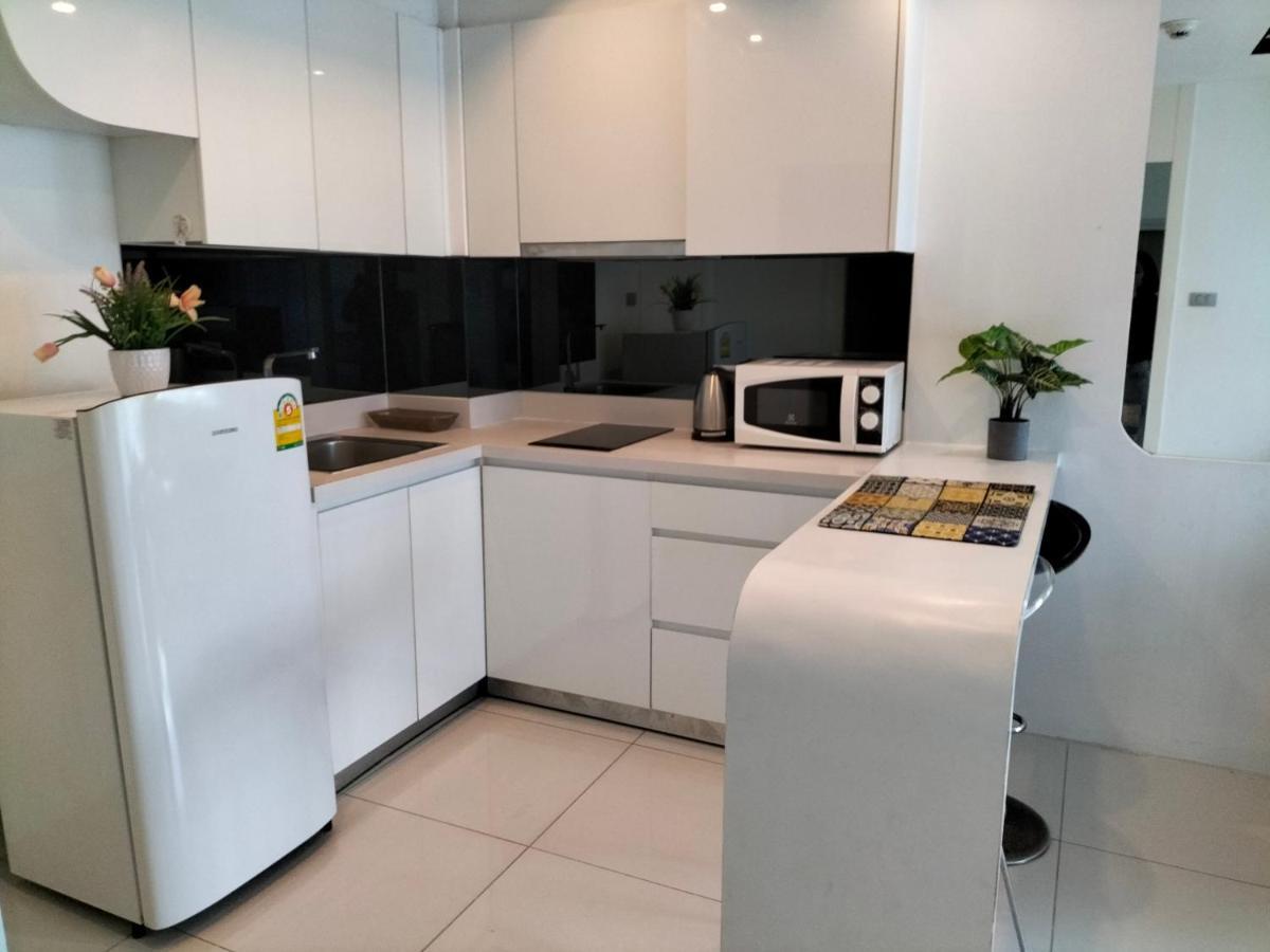 Apartemen Center Residents